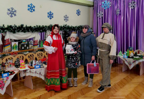 Благотворительная ярмарка "Своих НЕ бросаем!» Благотворительная ярмарка "Своих НЕ бросаем!».